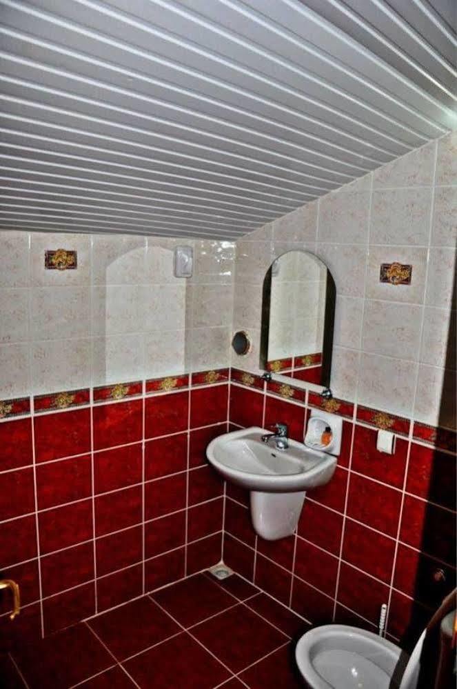 Onal Motel Hồ Uzungöl Ngoại thất bức ảnh